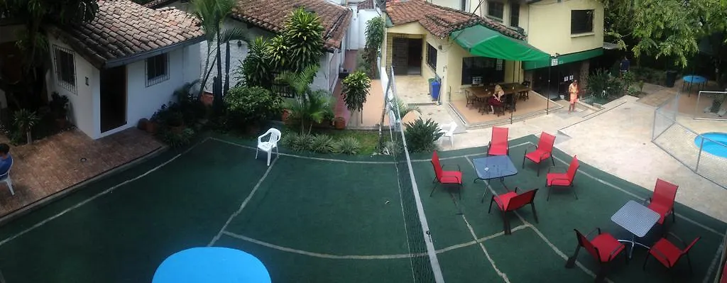 Pitstop Guest House Medellín
