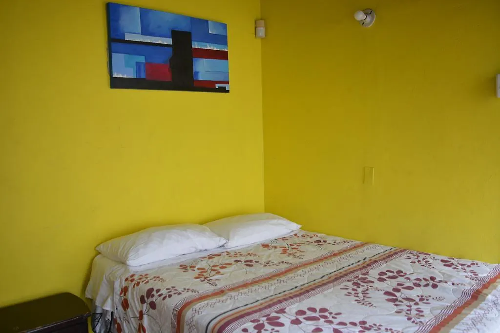 Pitstop Guest House Medellín