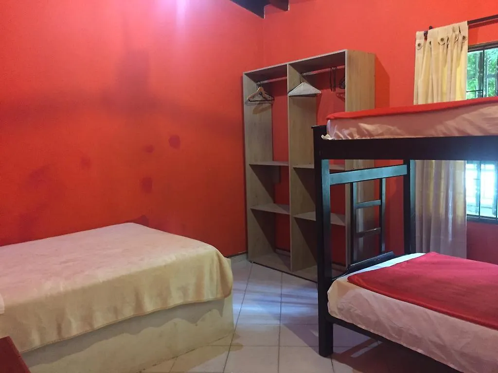 Pitstop Guest House Medellín