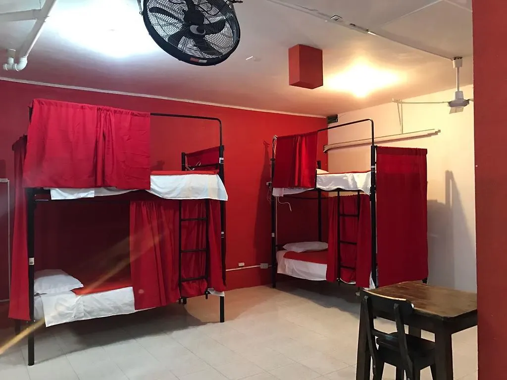 Pitstop Guest House Medellín