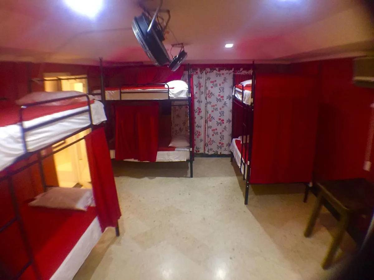 Pitstop Guest House Medellín Colombia